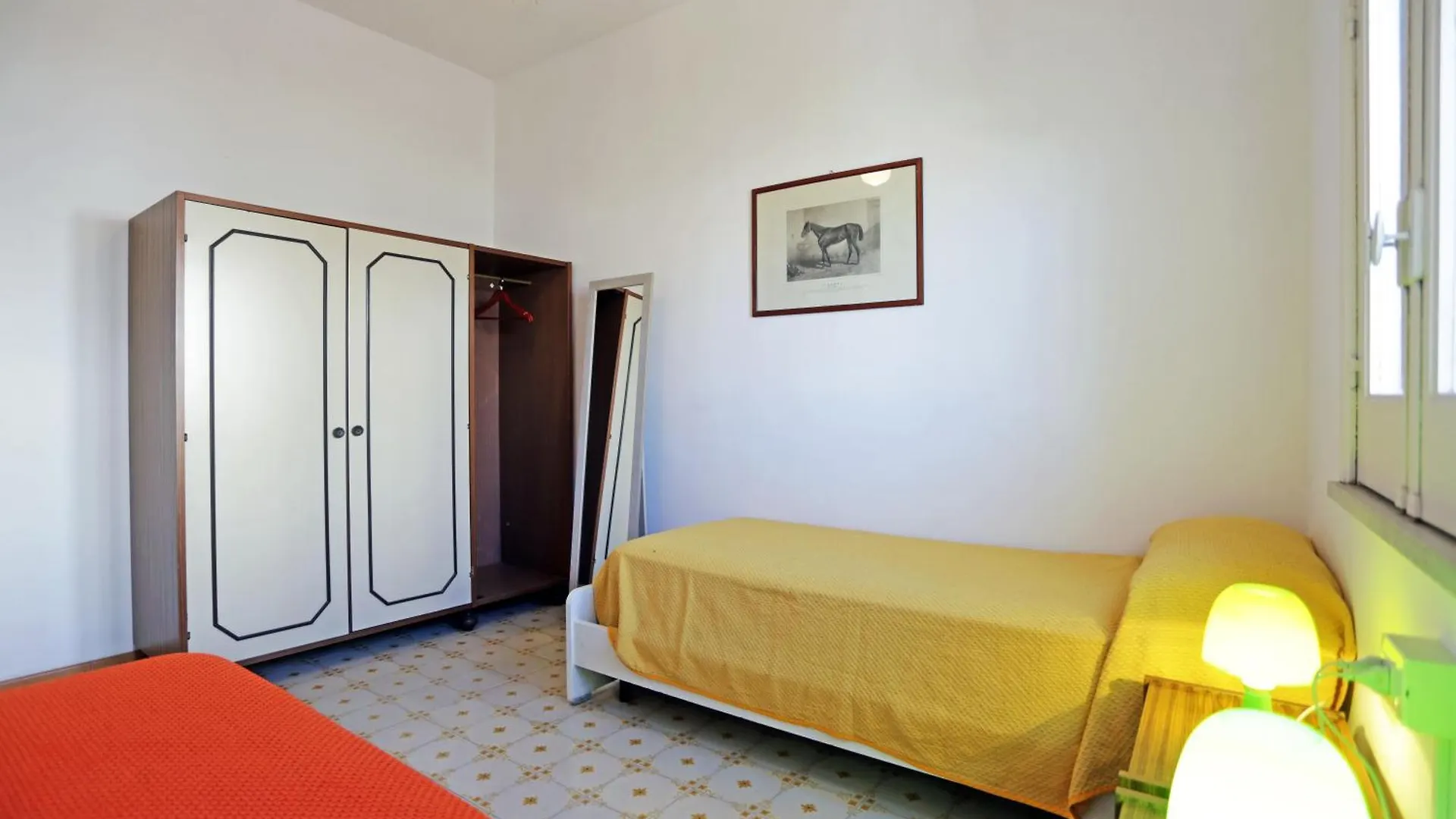 Residence Ulisse 0*, Punta Secca Italy