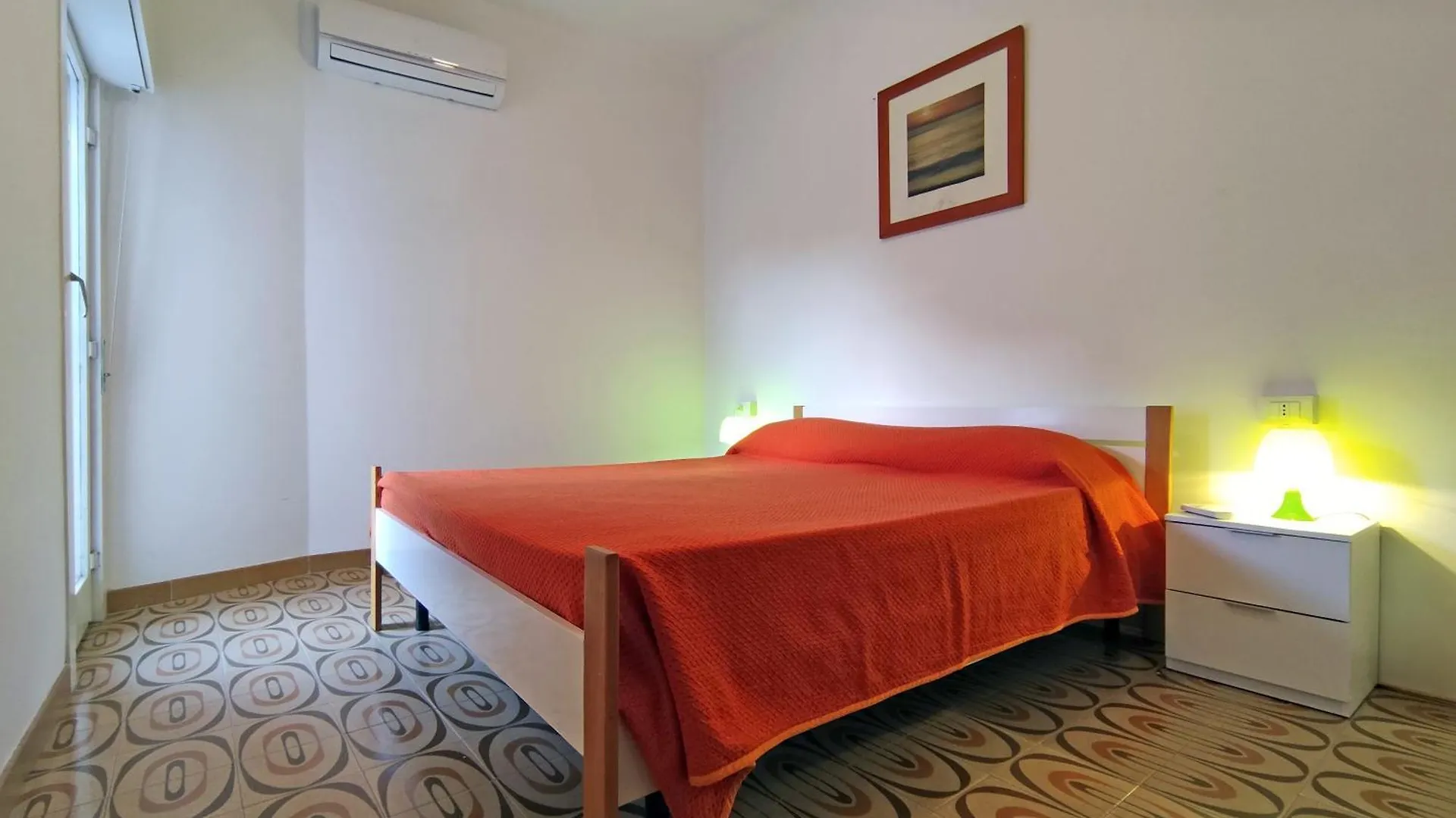 Residence Ulisse 0*, Punta Secca Italy
