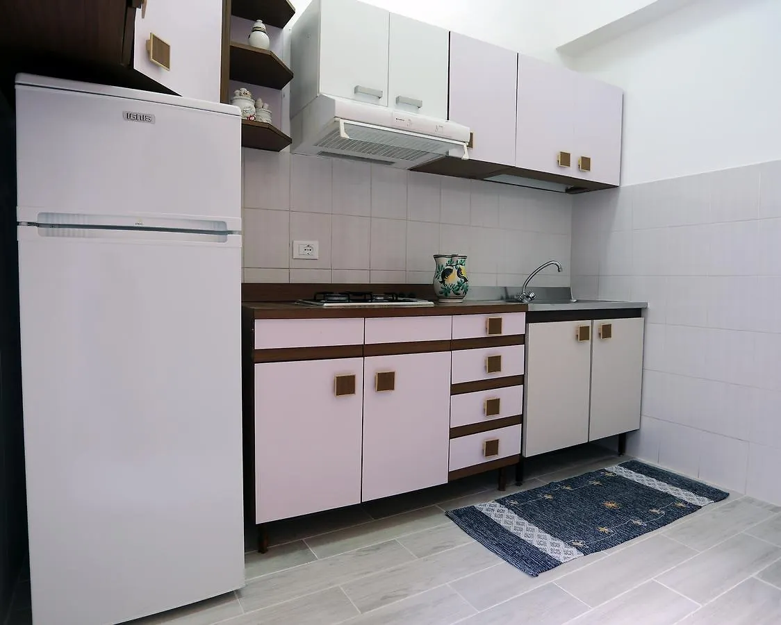 Residence Ulisse 0*, Punta Secca Italy